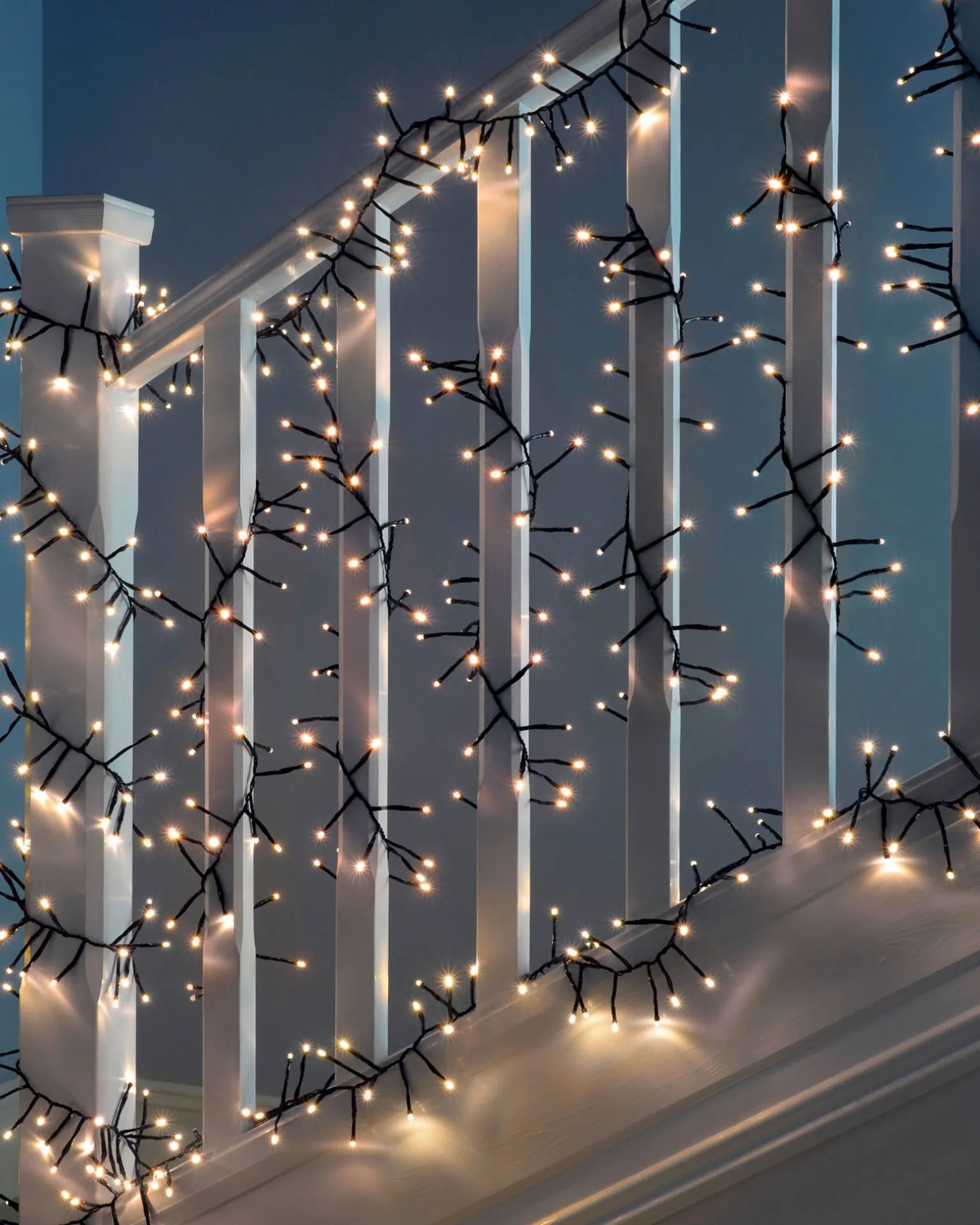 400 Chasing Cluster Light String, Warm White