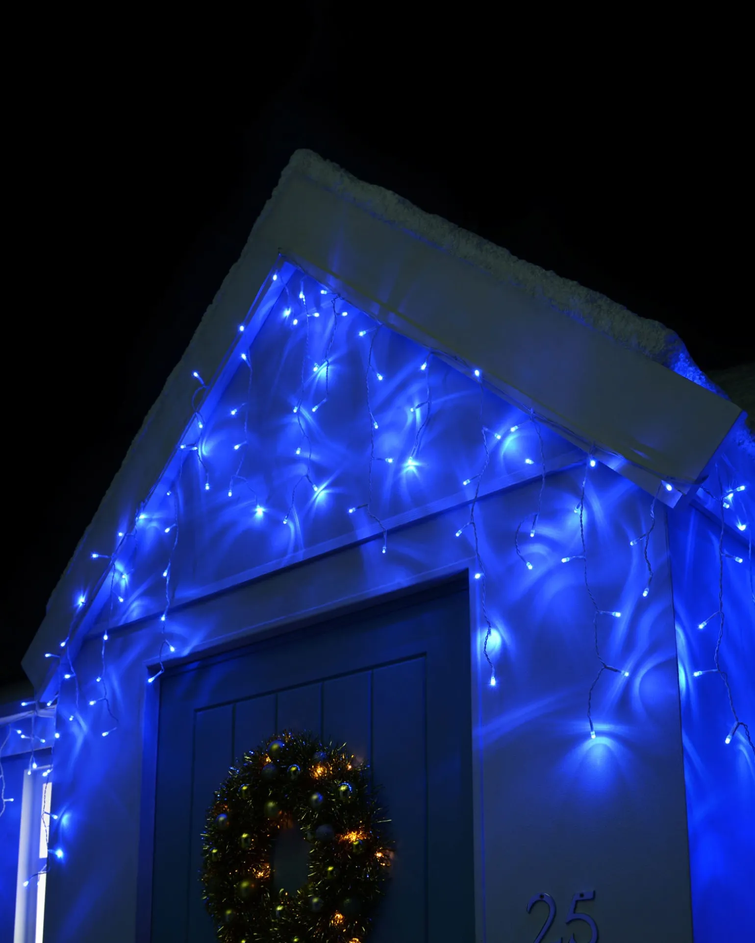 360 Icicle LED Light String, Blue, 8.8 M