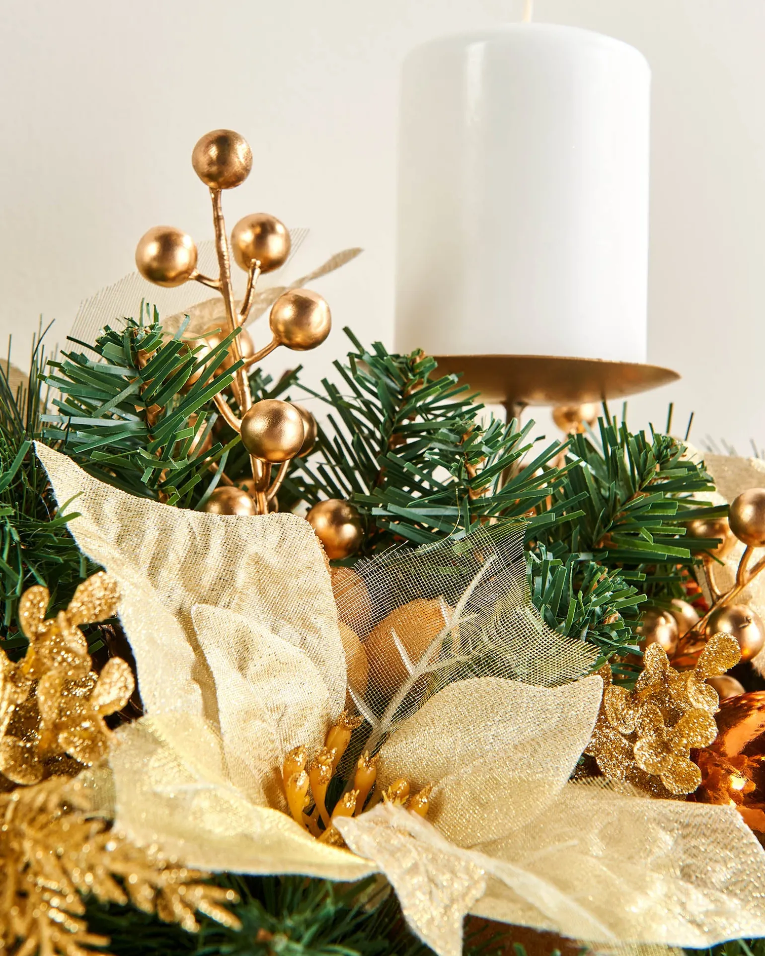 3 Pillar Decorated Garland Candle Holder, Copper, 76 Cm