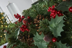 3 Pillar Decorated Garland Candle Holder, Red, 76 Cm