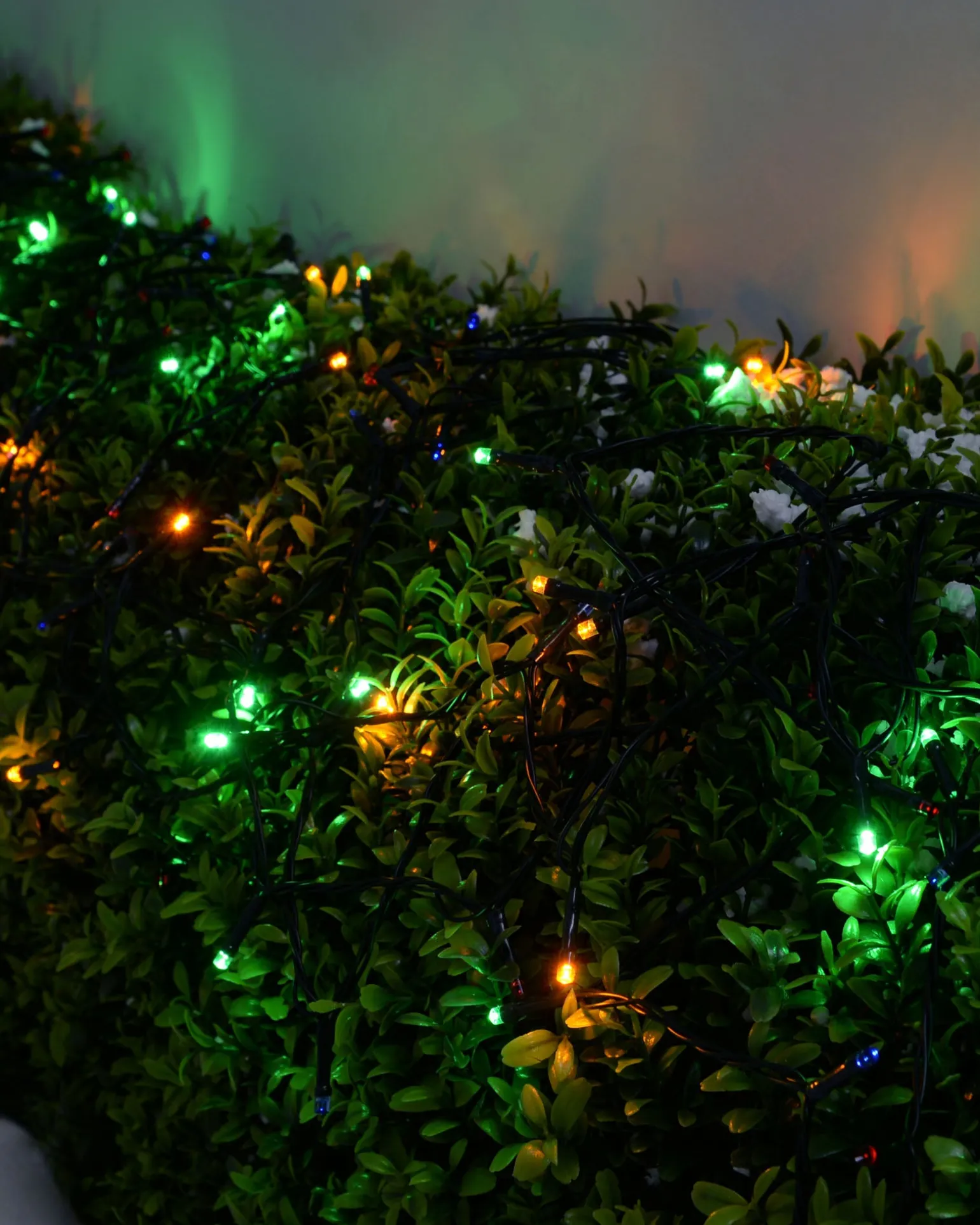 Battery Operated Multi-Function 100 LED Light String With Timer, Multi-Coloured