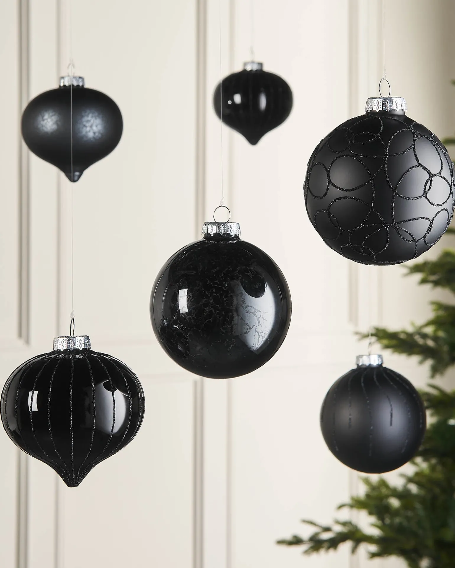 Black Glass Baubles, 6 Pack, 10 Cm