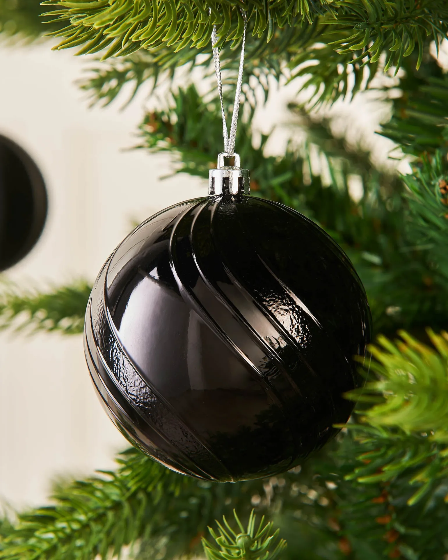 Black Shatterproof Baubles, 16 Pack, 8 Cm