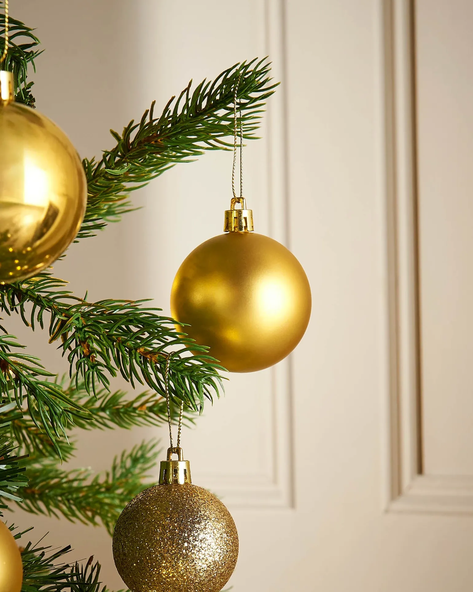 Christmas Gold Shatterproof Bauble, 50 Pack