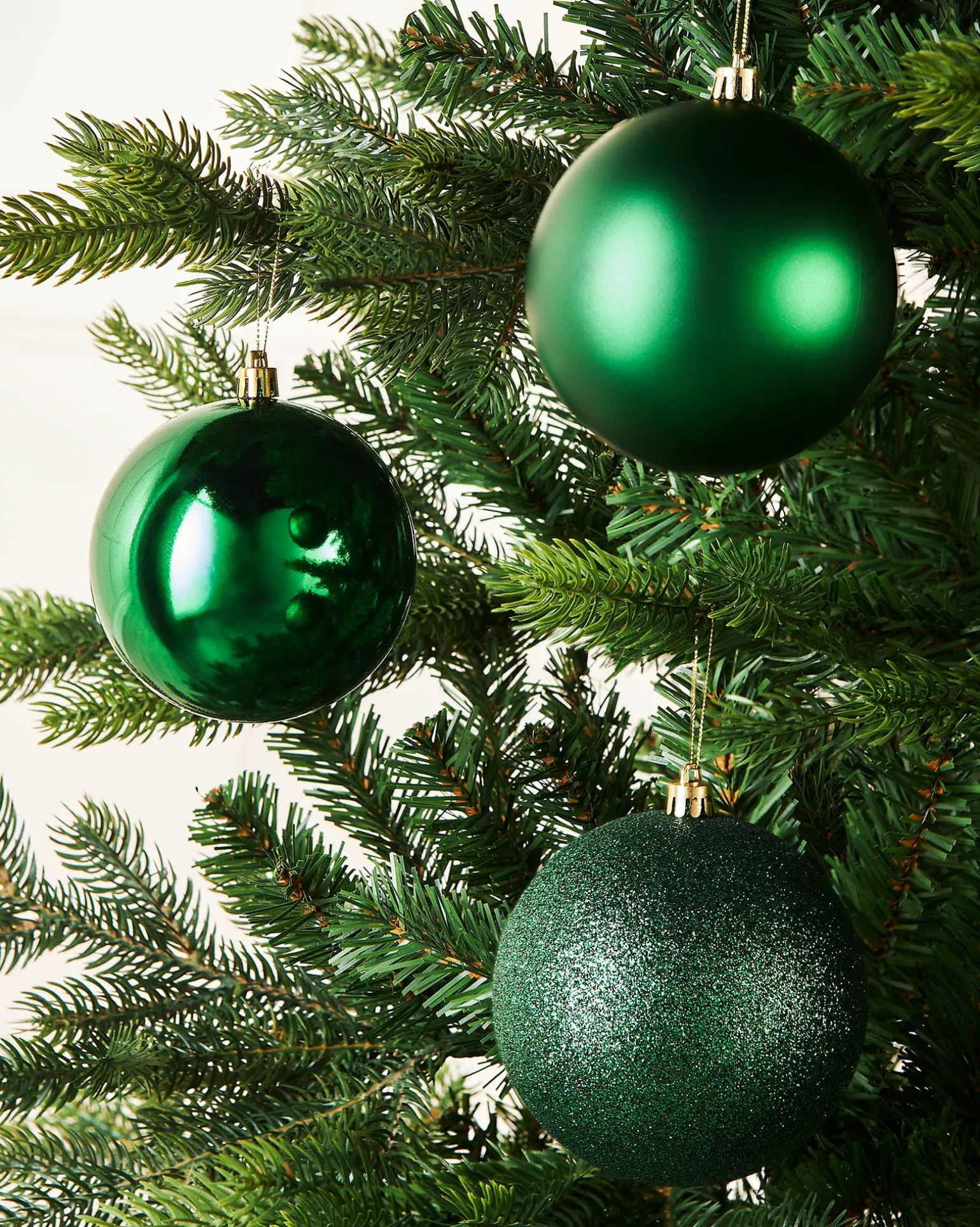 Christmas Green Shatterproof Baubles, 9 Pack, 10 Cm