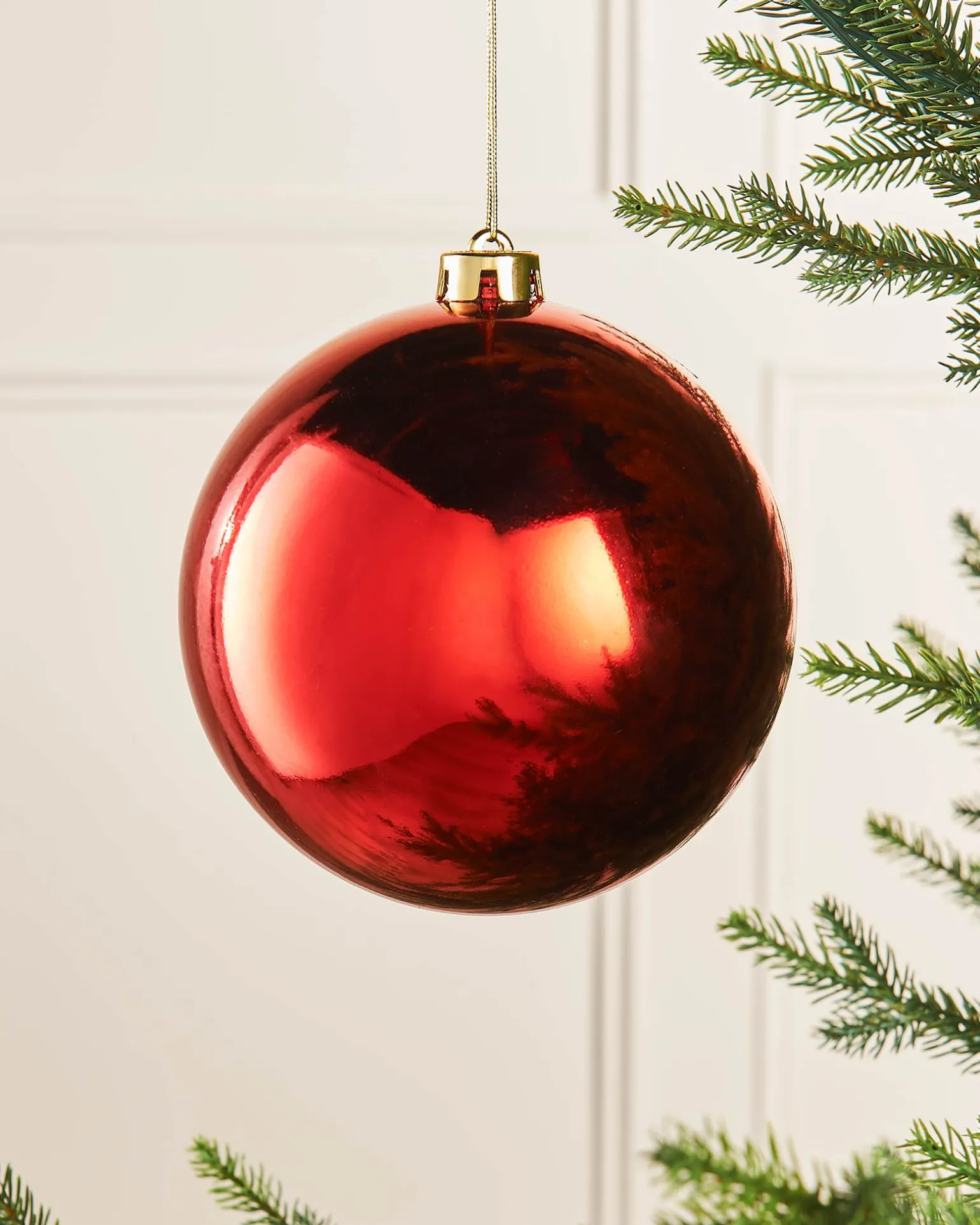 Christmas Red Large Gloss Shatterproof Bauble, 15 Cm