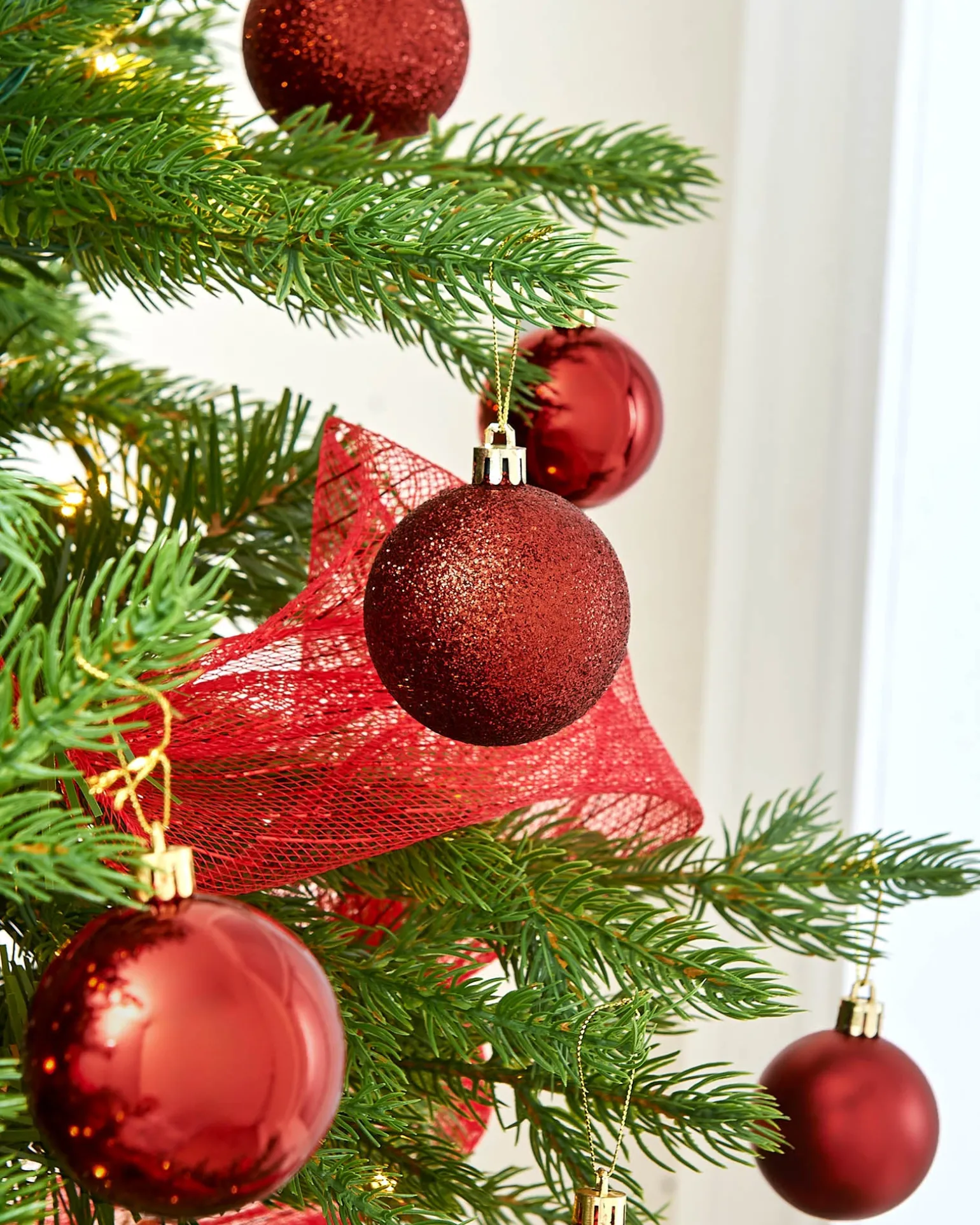 Christmas Red Shatterproof Bauble, 50 Pack