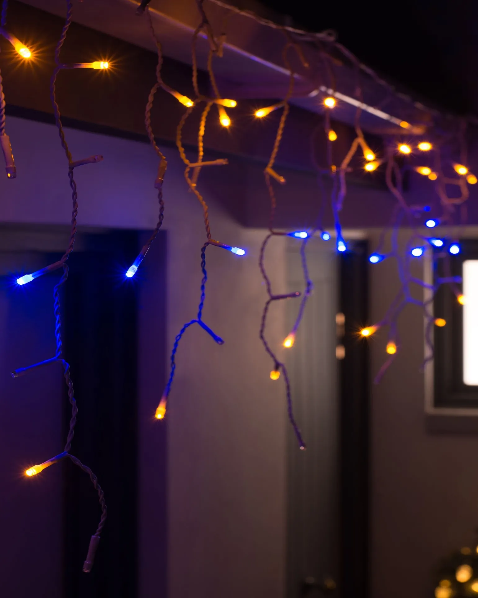 Connectable Icicle 100 LED Christmas Lights, Multi-Coloured