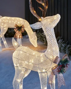 3D Reindeer Family Silhouette, 151 Cm