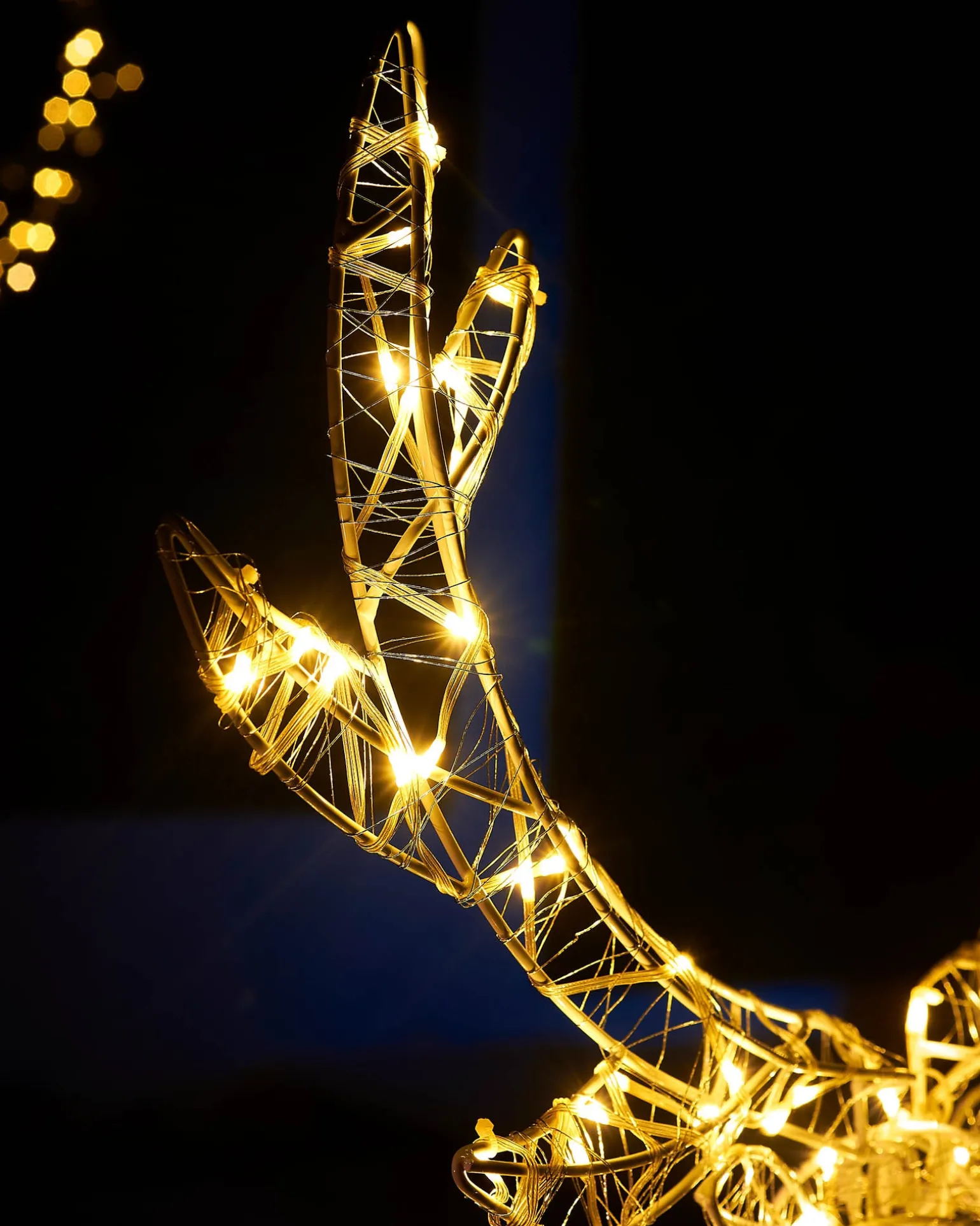 3D Standing Reindeer Silhouette, 121 Cm