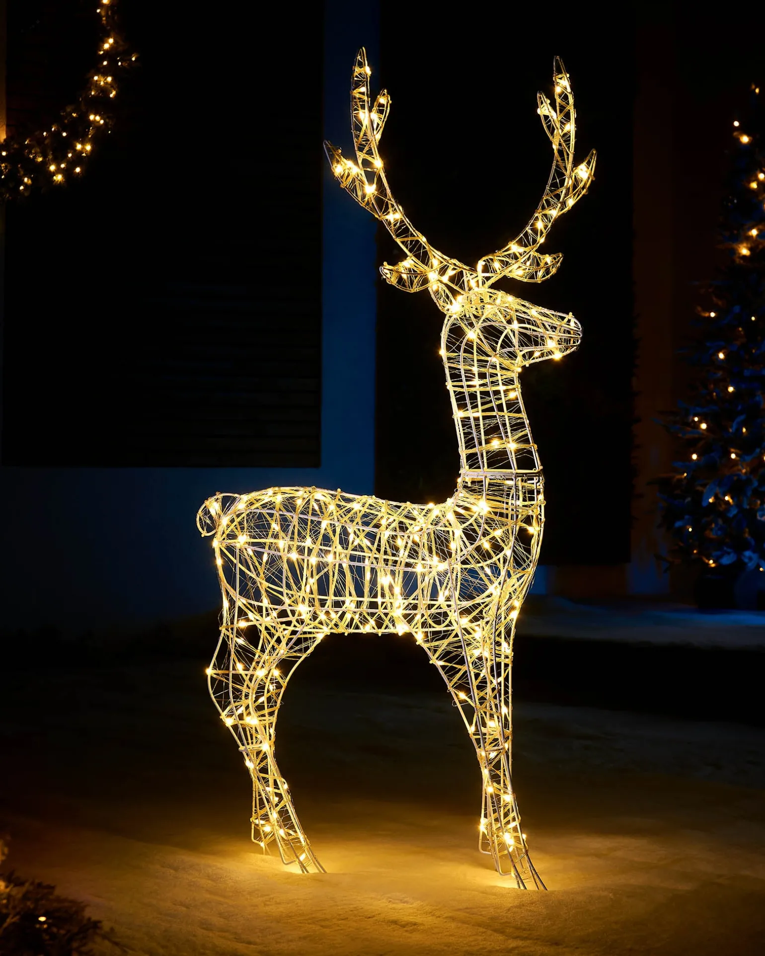 3D Standing Reindeer Silhouette, 121 Cm