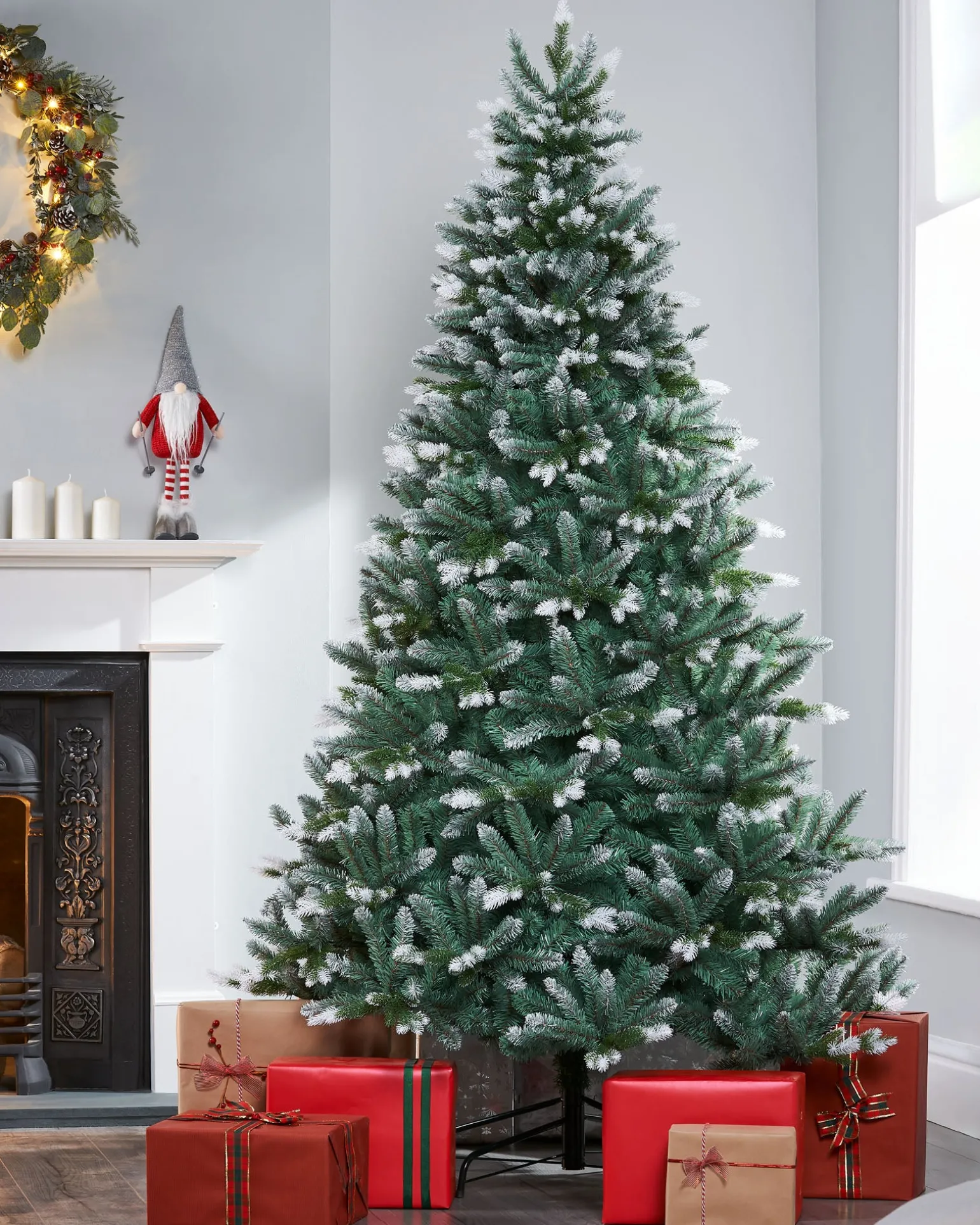 Evergreen Snow Flocked Tip Christmas Tree, 7 Ft