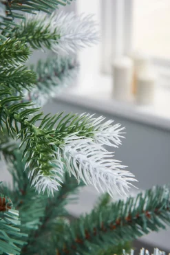 Evergreen Snow Flocked Tip Christmas Tree, 7 Ft