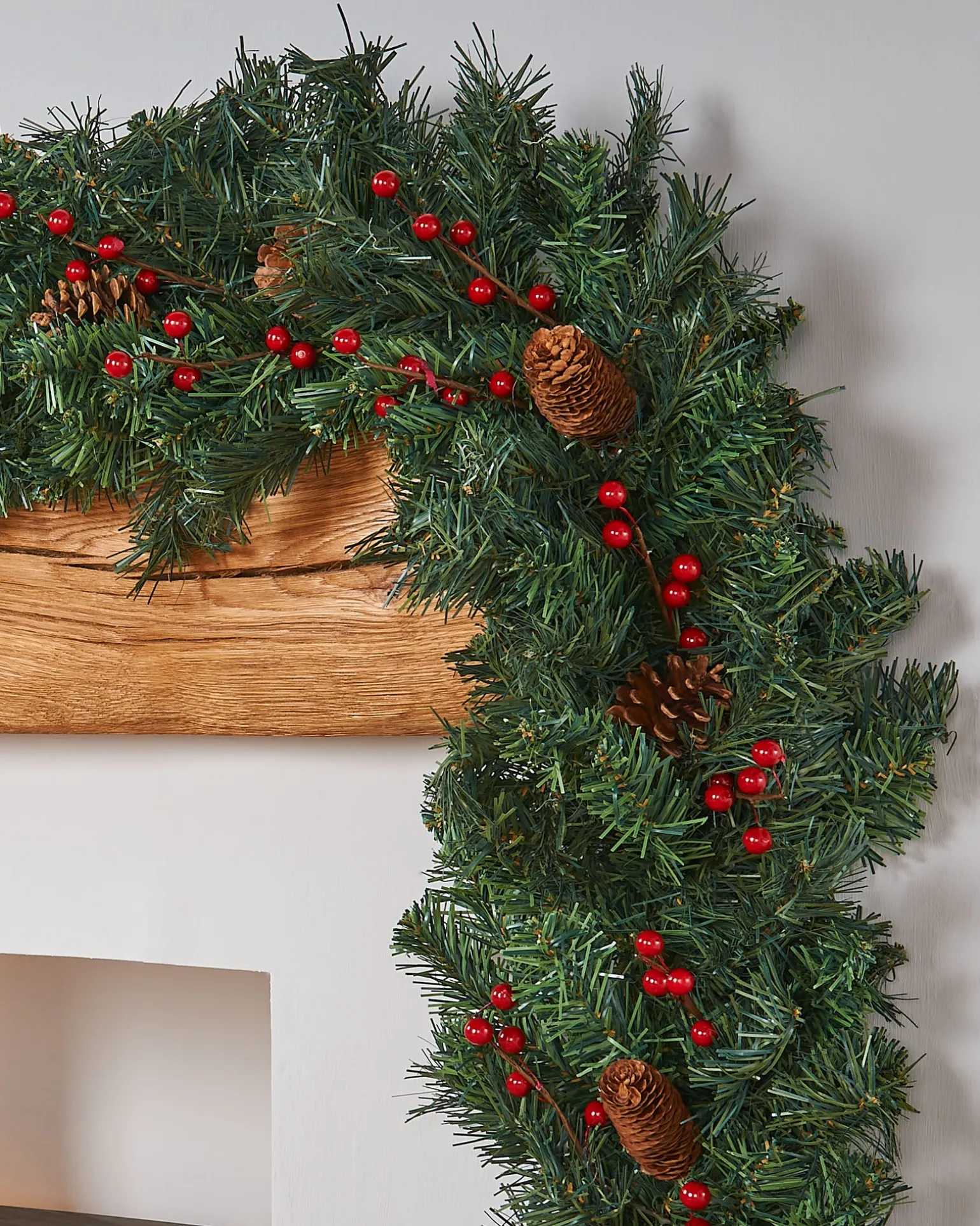 Extra Thick Mixed Pine Garland, Pinecones & Berries, 9 Ft
