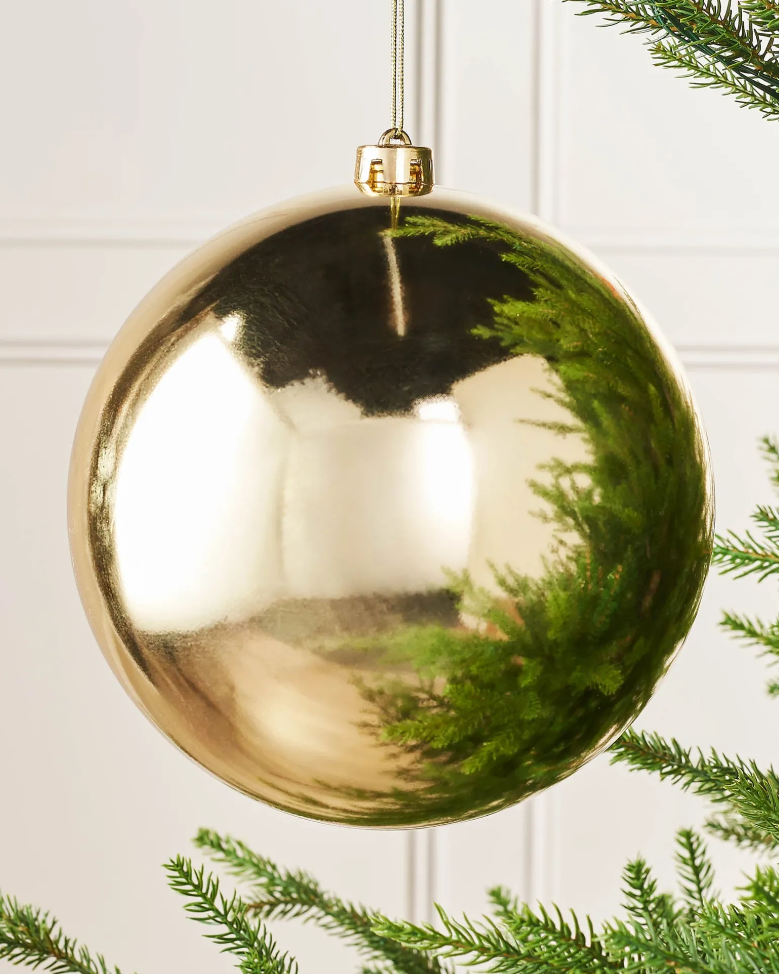 Gold Large Gloss Shatterproof Bauble, 20 Cm