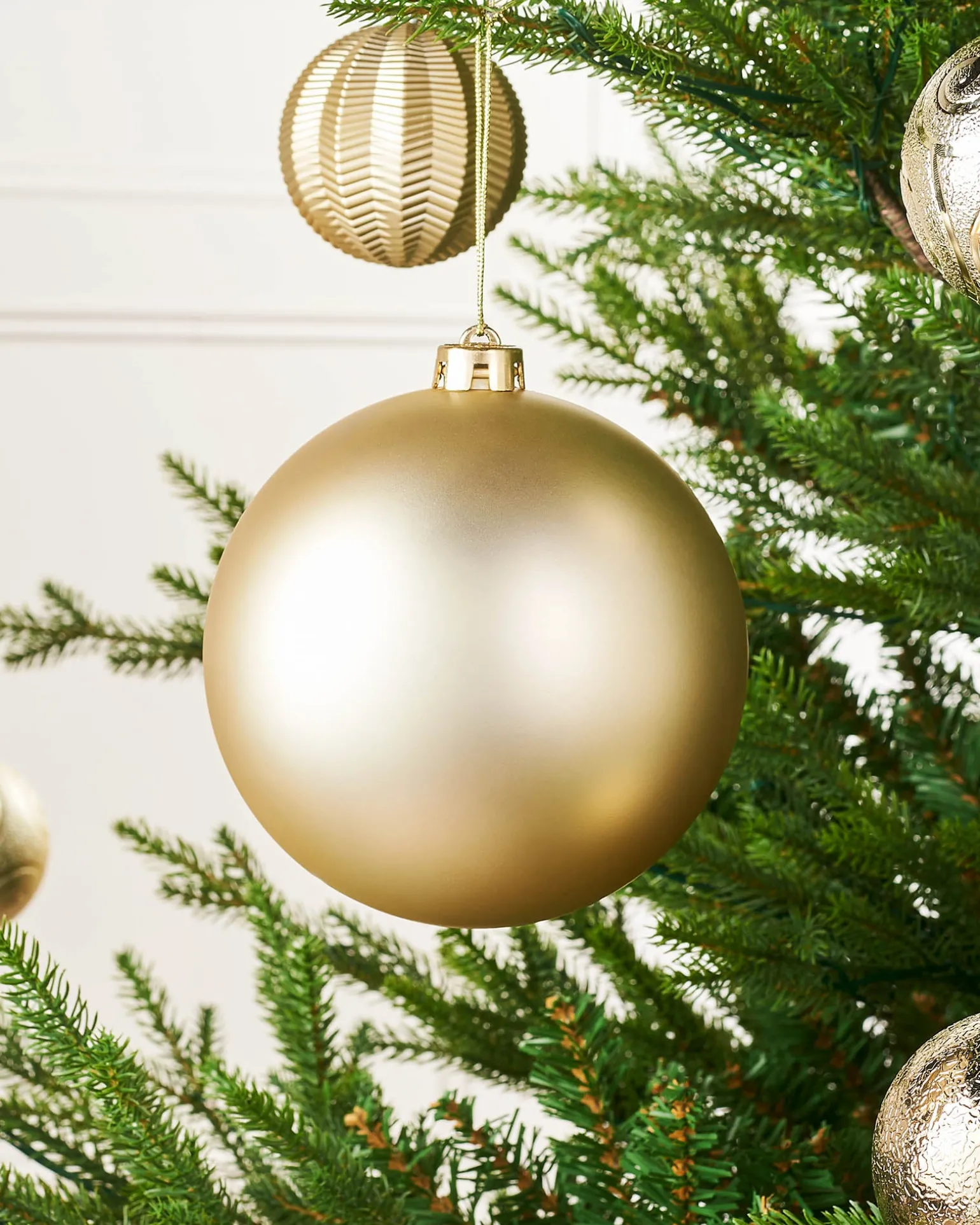 Gold Large Matt Shatterproof Bauble, 15 Cm