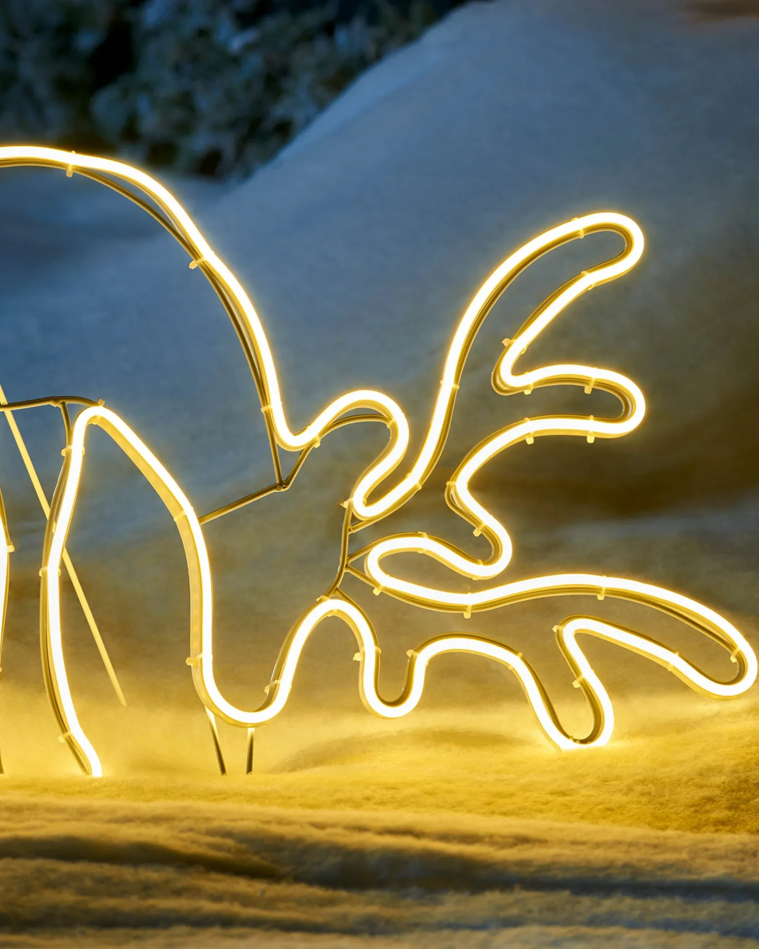 Grazing Reindeer Neon Rope Light Silhouette, 82 Cm