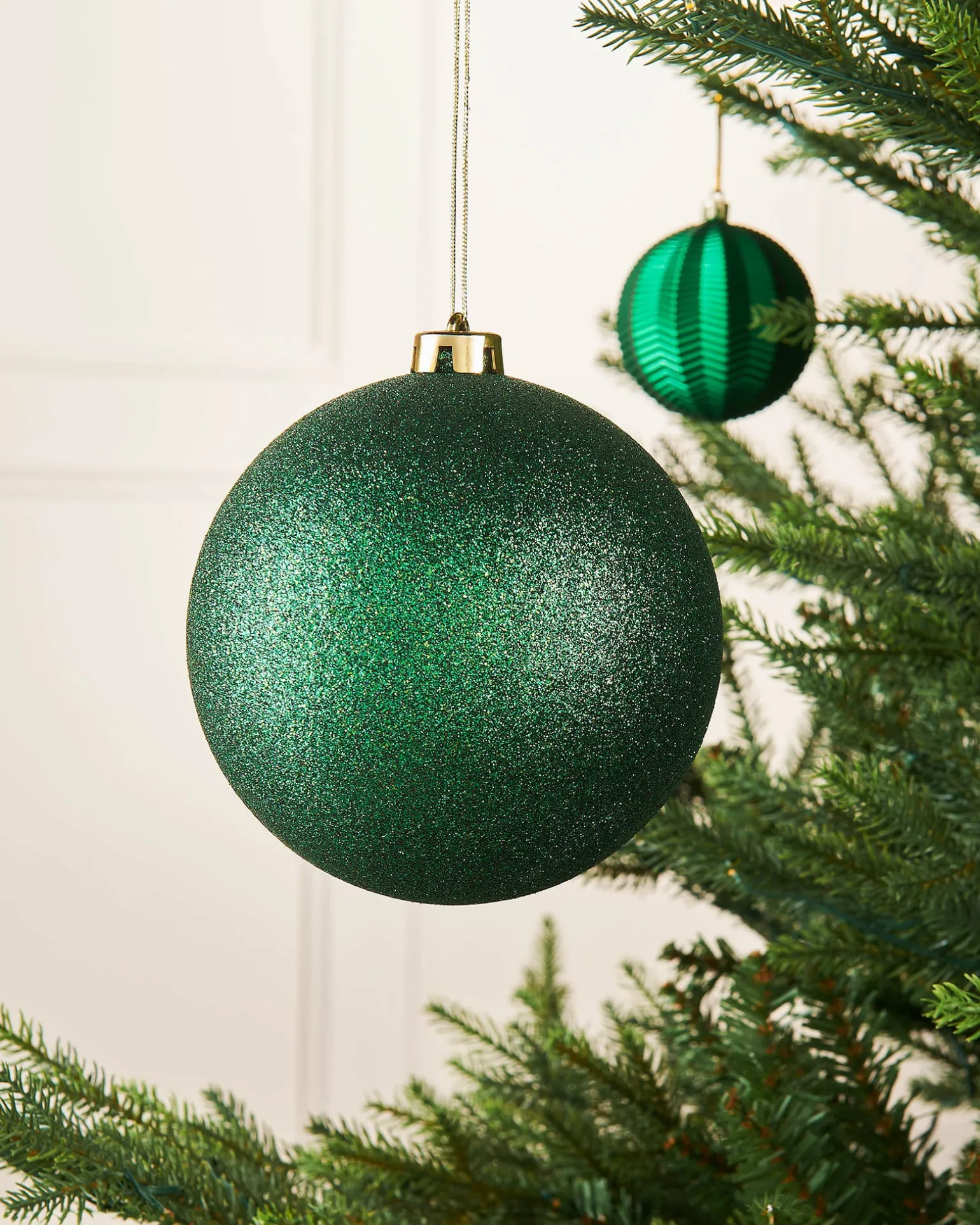 Green Large Glitter Shatterproof Bauble, 15 Cm