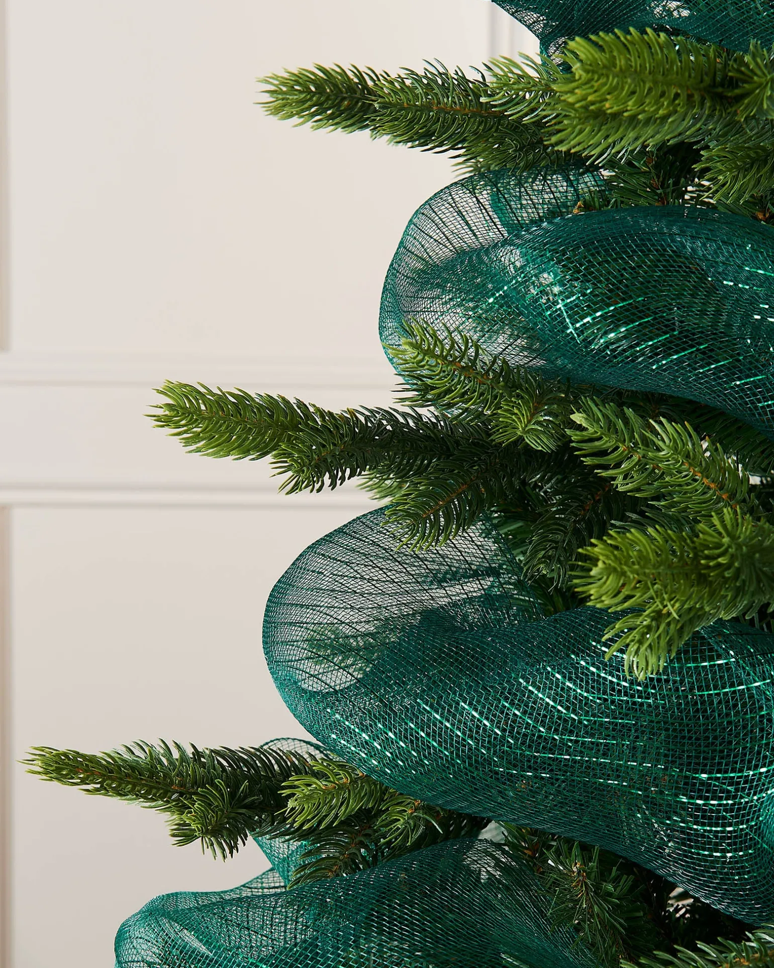 Green Mesh With Green Foil, 9 M