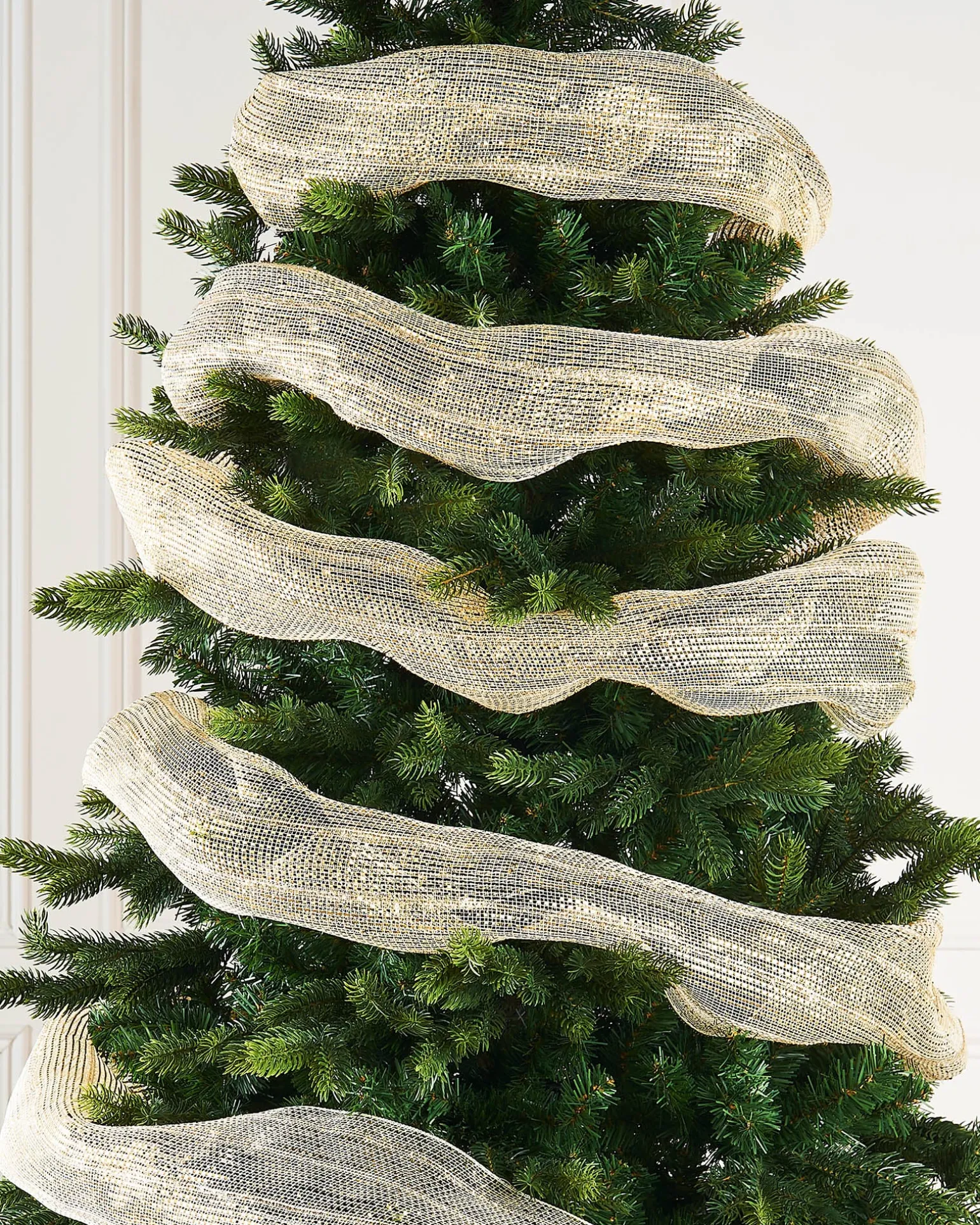 Ivory Mesh With Pale Gold Foil, 9 M