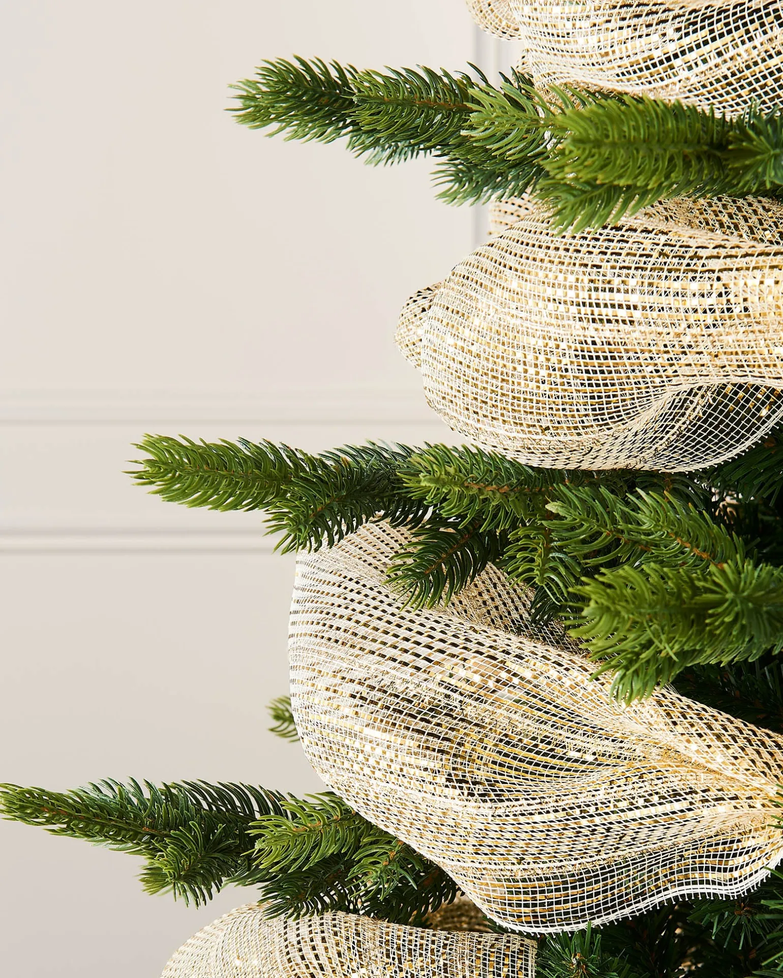 Ivory Mesh With Pale Gold Foil, 9 M