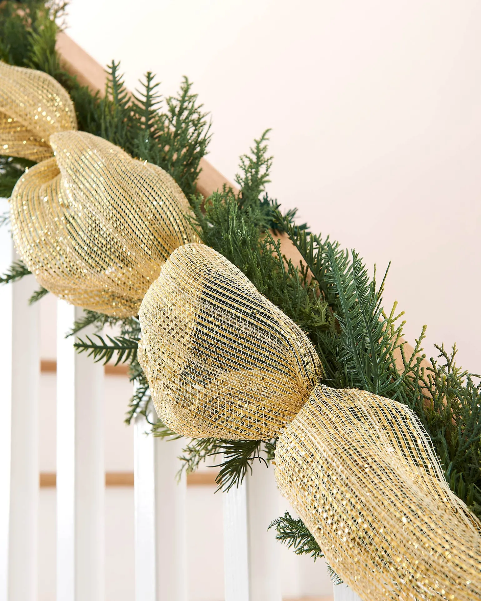 Ivory Mesh With Pale Gold Foil, 9 M