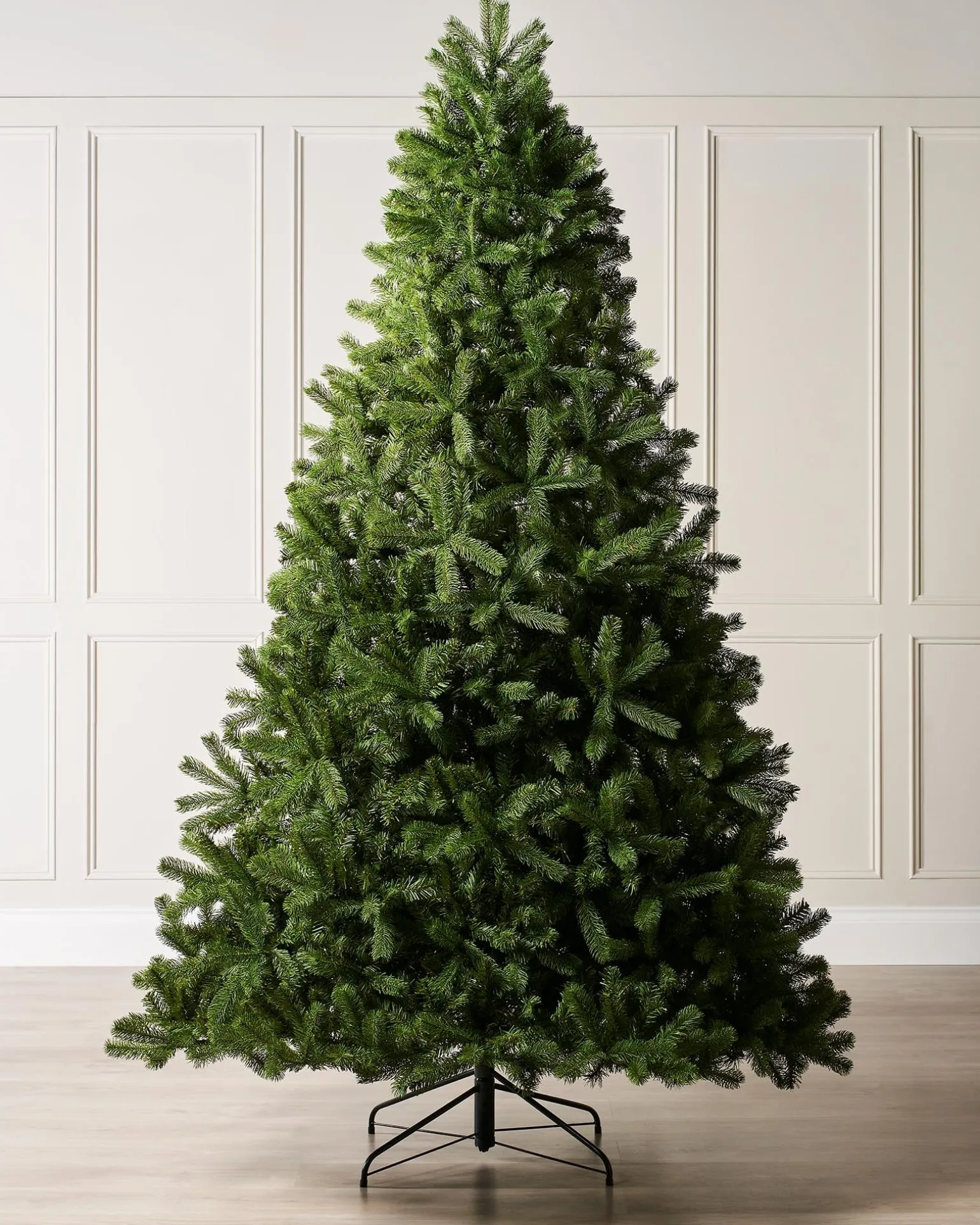 Large Mixed Pine Christmas Tree, 8 Ft