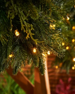 LINK PRO Connectable Pre-Lit Natural Fir Garland, 3 M