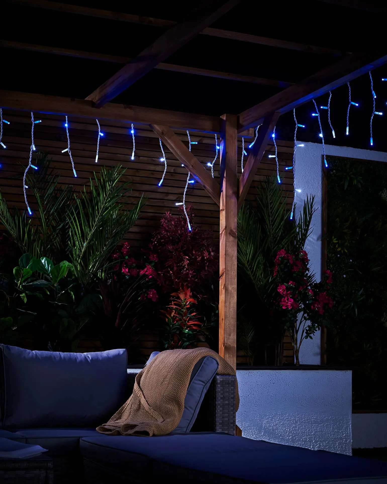 LINK PRO LED Icicle Lights, Blue / White