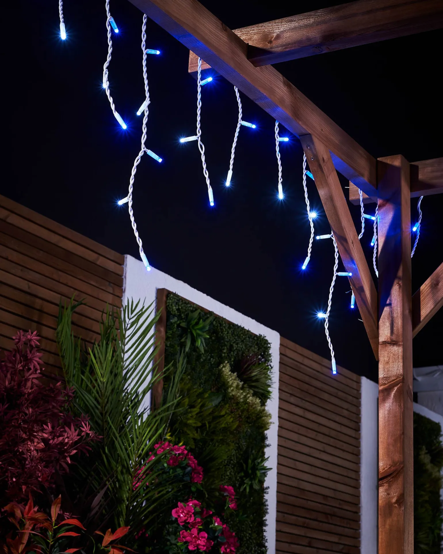 LINK PRO LED Icicle Lights, Blue / White
