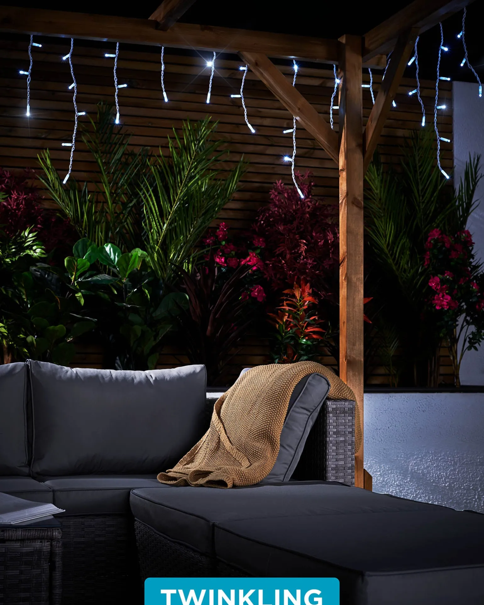 LINK PRO Twinkling LED Icicle Lights, White