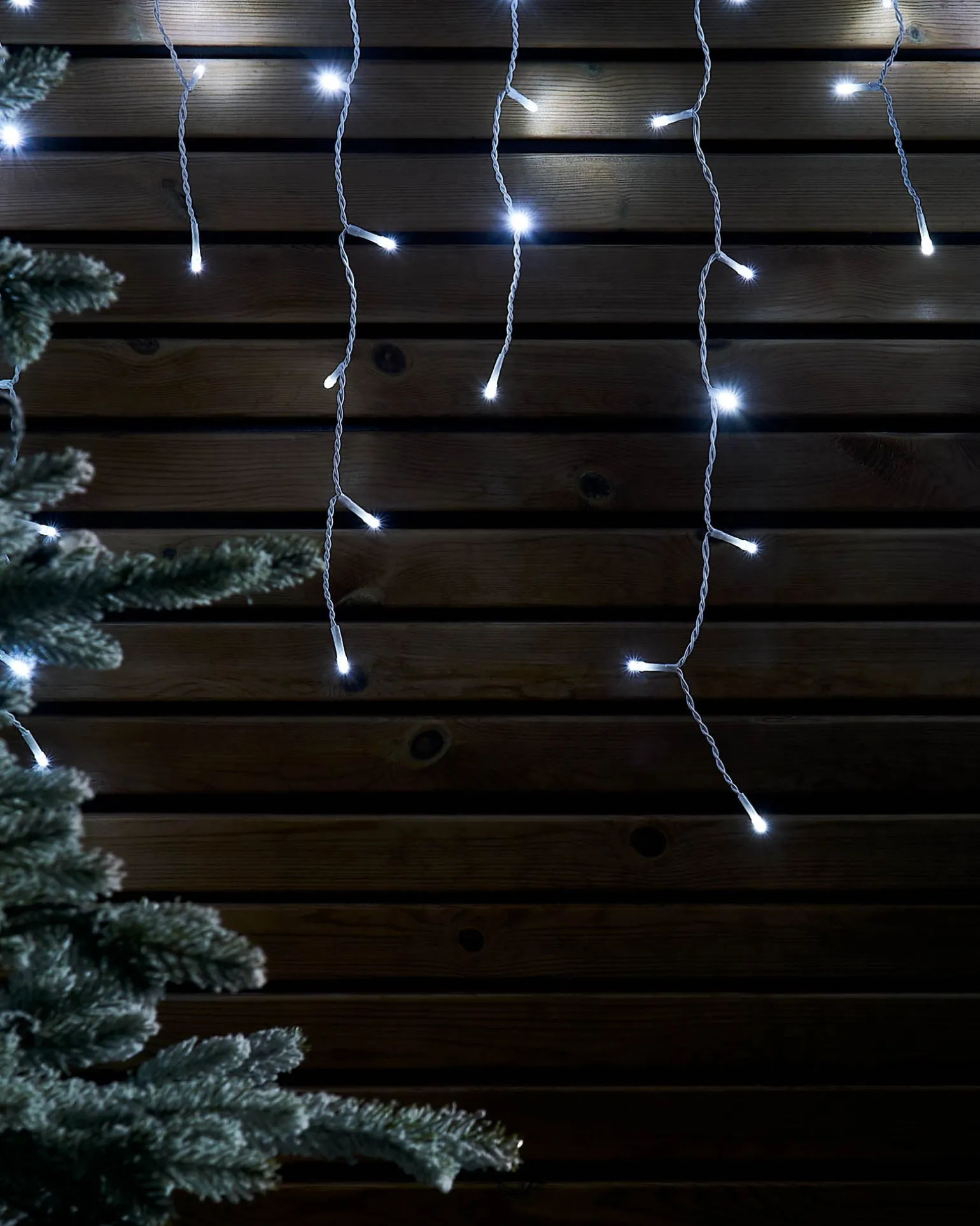 LINK UP LED Icicle Lights, White Cable, White