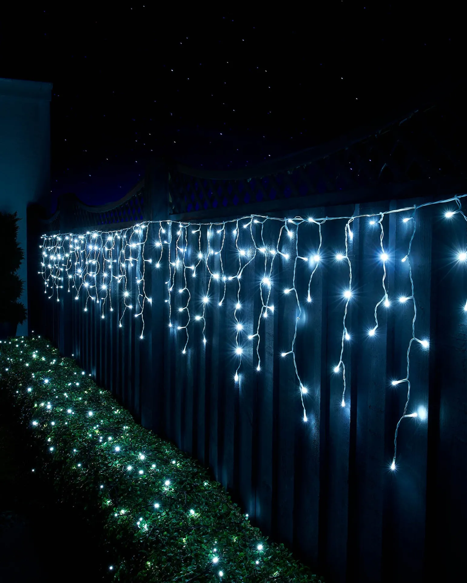 LINK UP LED Icicle Lights, White Cable, White