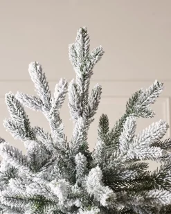 Luxury Snow Flocked Christmas Tree, 7 Ft