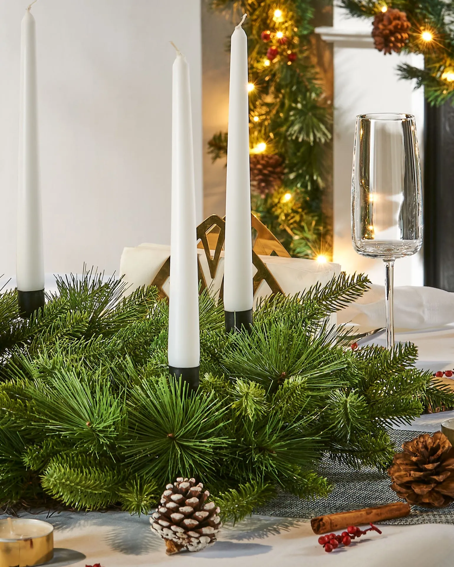 Mixed Pine Candle Holder Wreath, 60 Cm