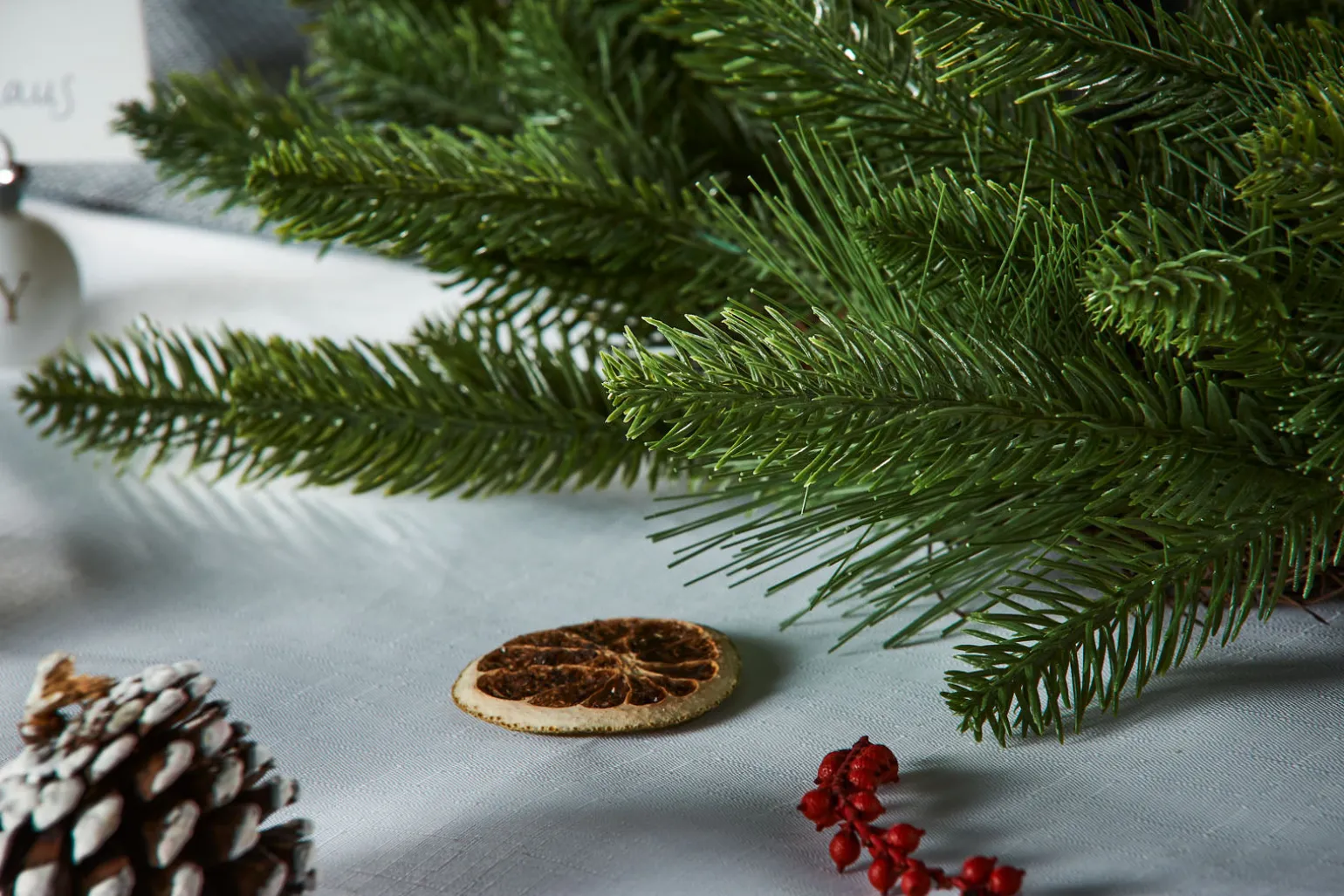 Mixed Pine Candle Holder Wreath, 60 Cm