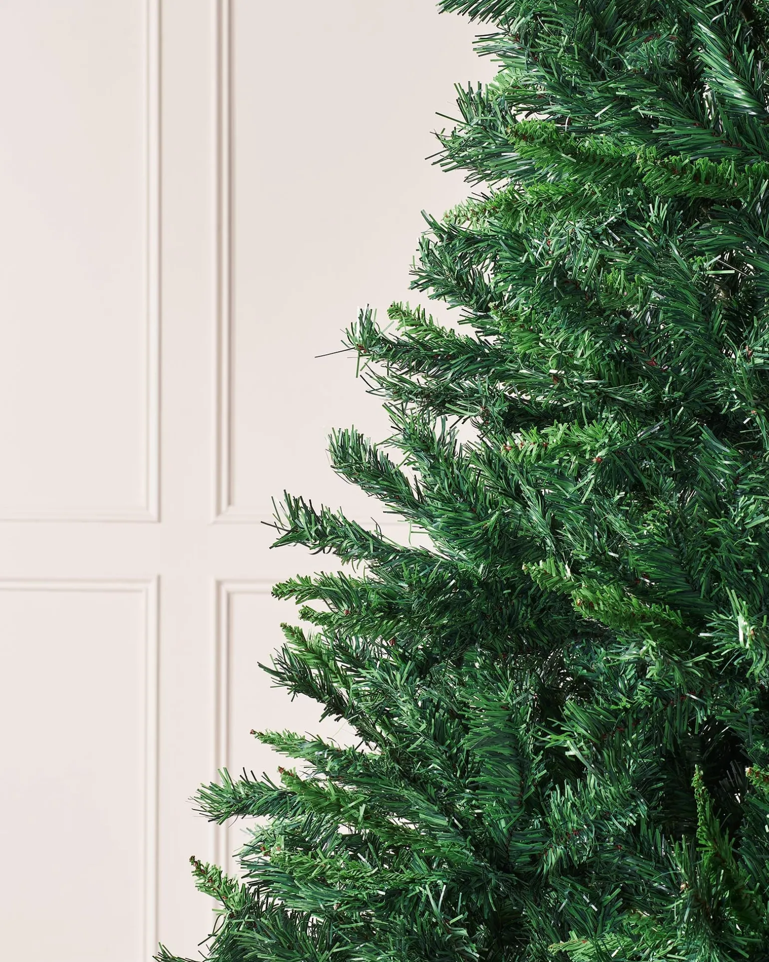 Mixed Pine Promo Christmas Tree, 7 Ft