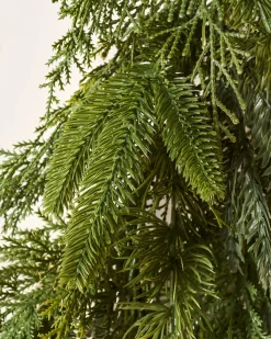 Natural Fir Wreath, 1 M