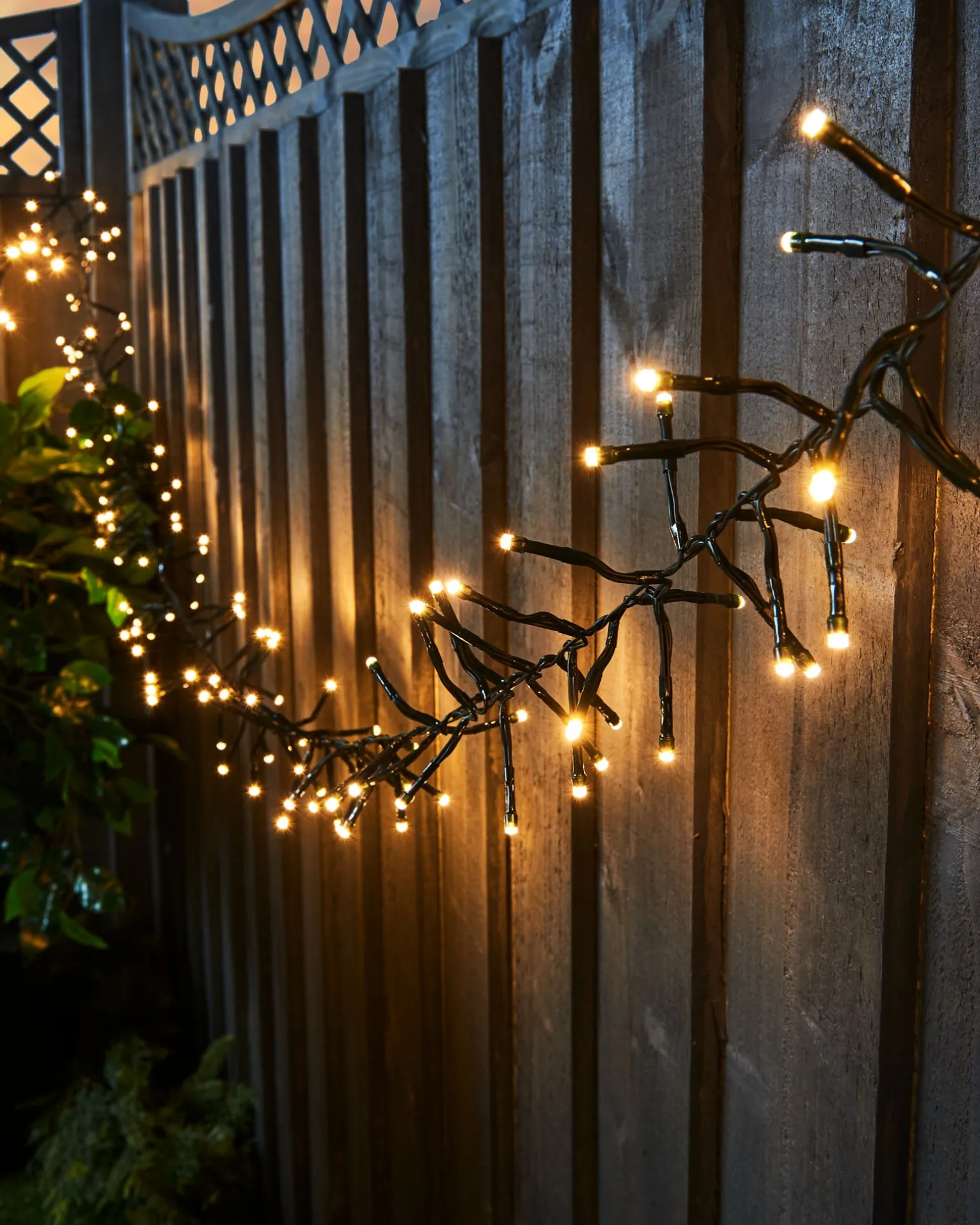 Outdoor Cluster Multi-Function 500 LED Light String, Warm White