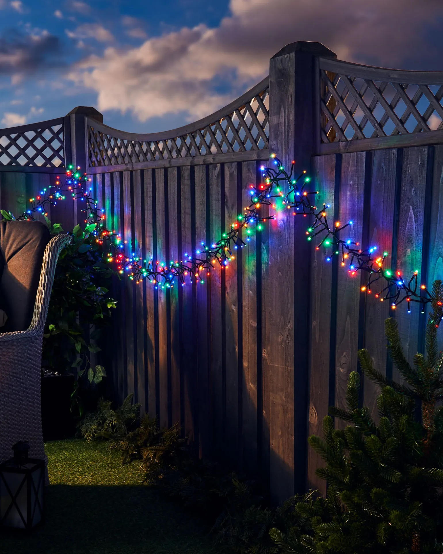 Outdoor Cluster Multi-Function 500 LED Light String, Multi Colour