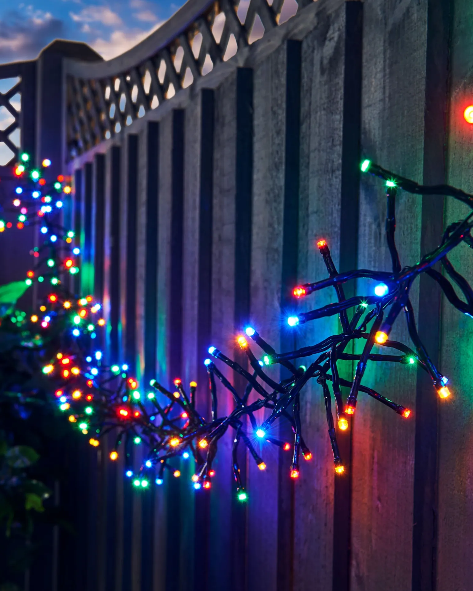 Outdoor Cluster Multi-Function 500 LED Light String, Multi Colour