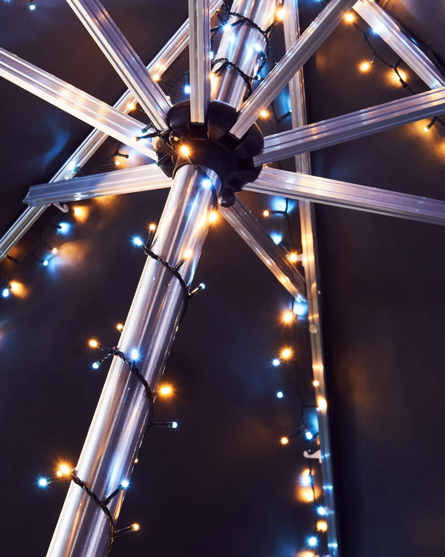 Outdoor Multi-Function 480 LED Light String, Warm White & Ice White