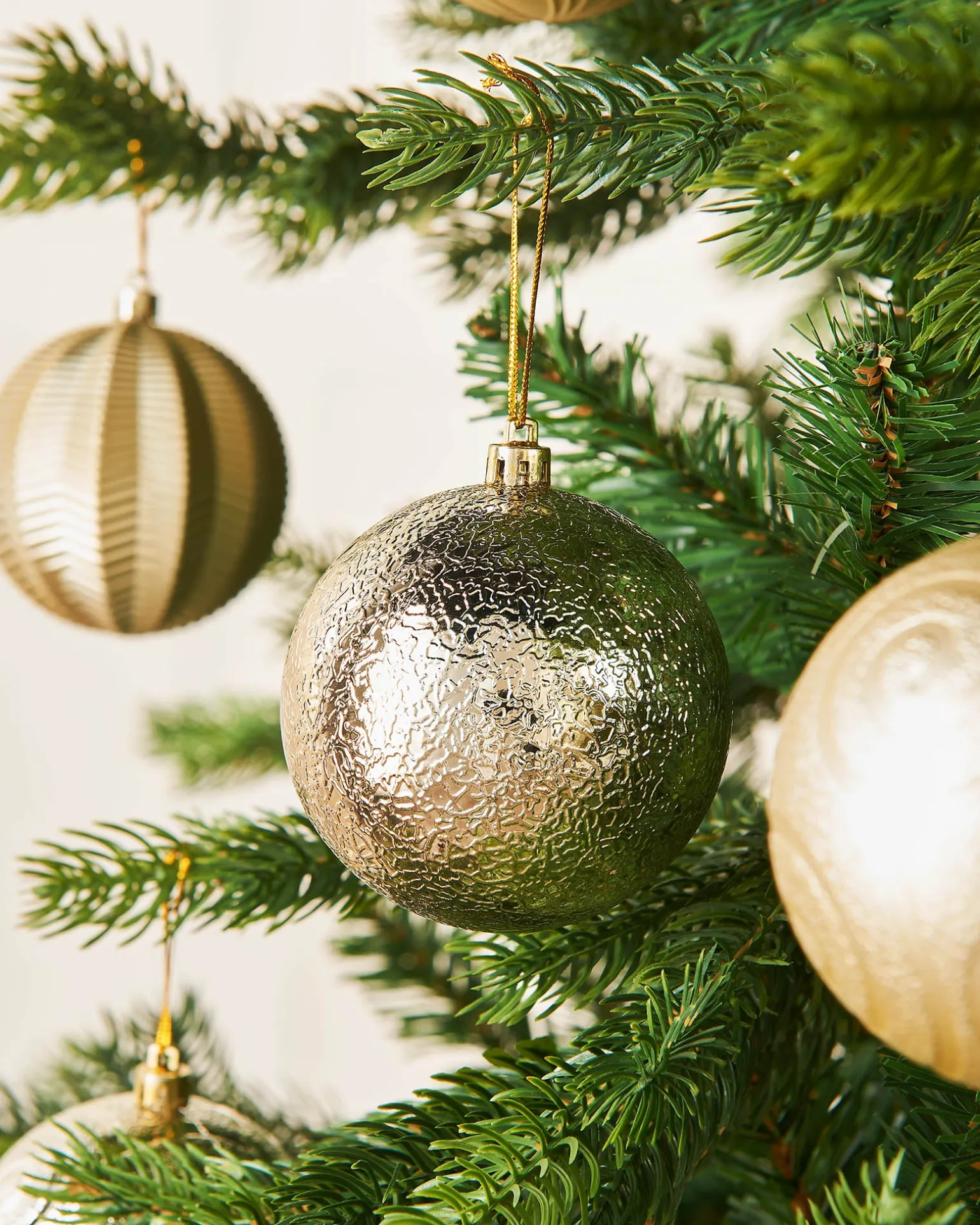 Pale Gold Shatterproof Baubles, 16 Pack, 8 Cm