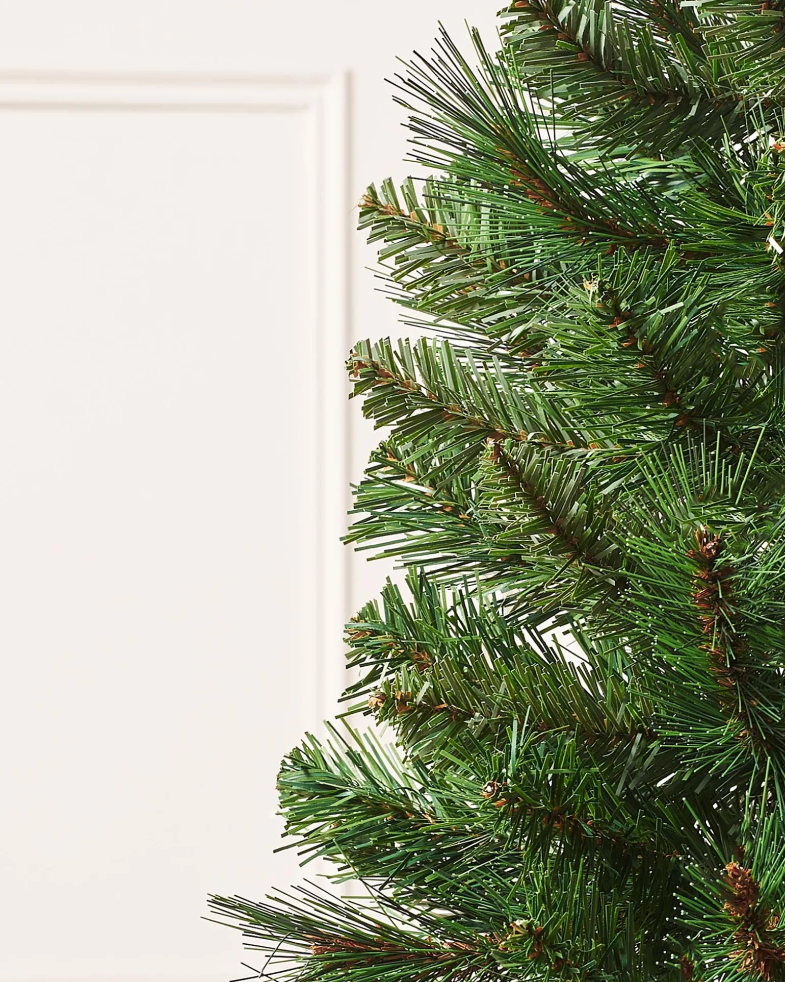 Potted Victorian Pine Christmas Tree, 3 Ft