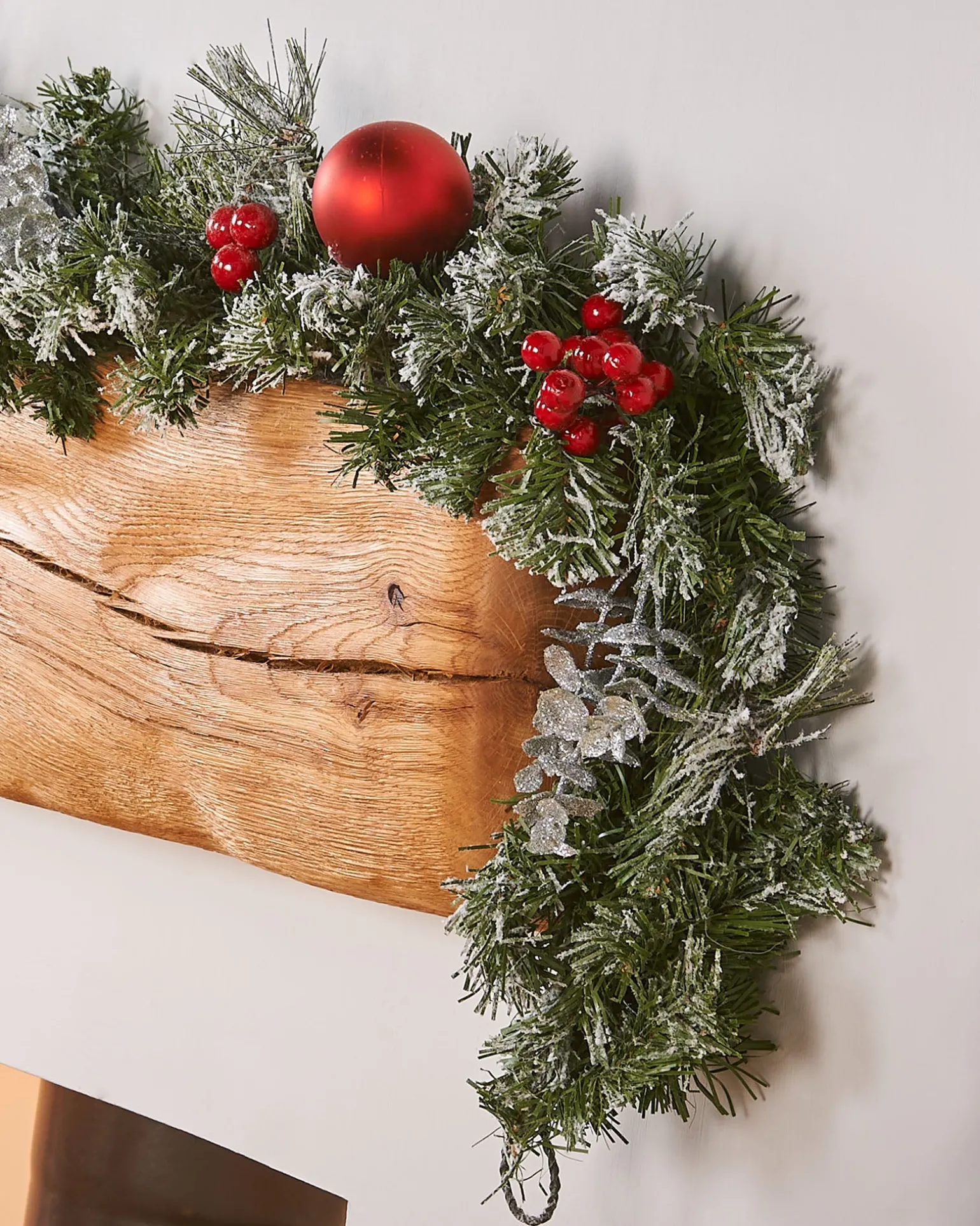Pre-Decorated Frosted Garland, 6 Ft