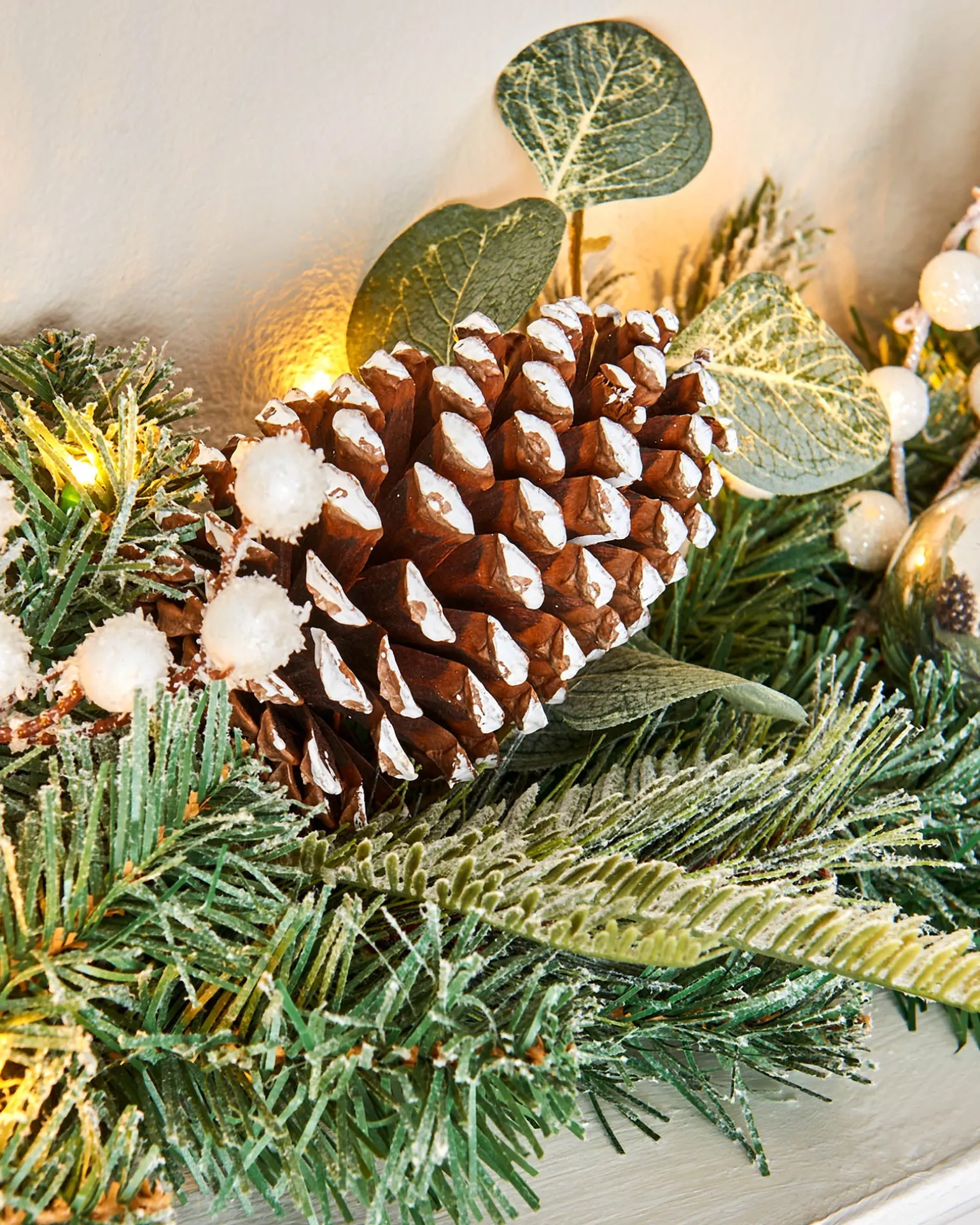 Pre-Lit Decorated Frosted Garland, White/Silver, 9 Ft
