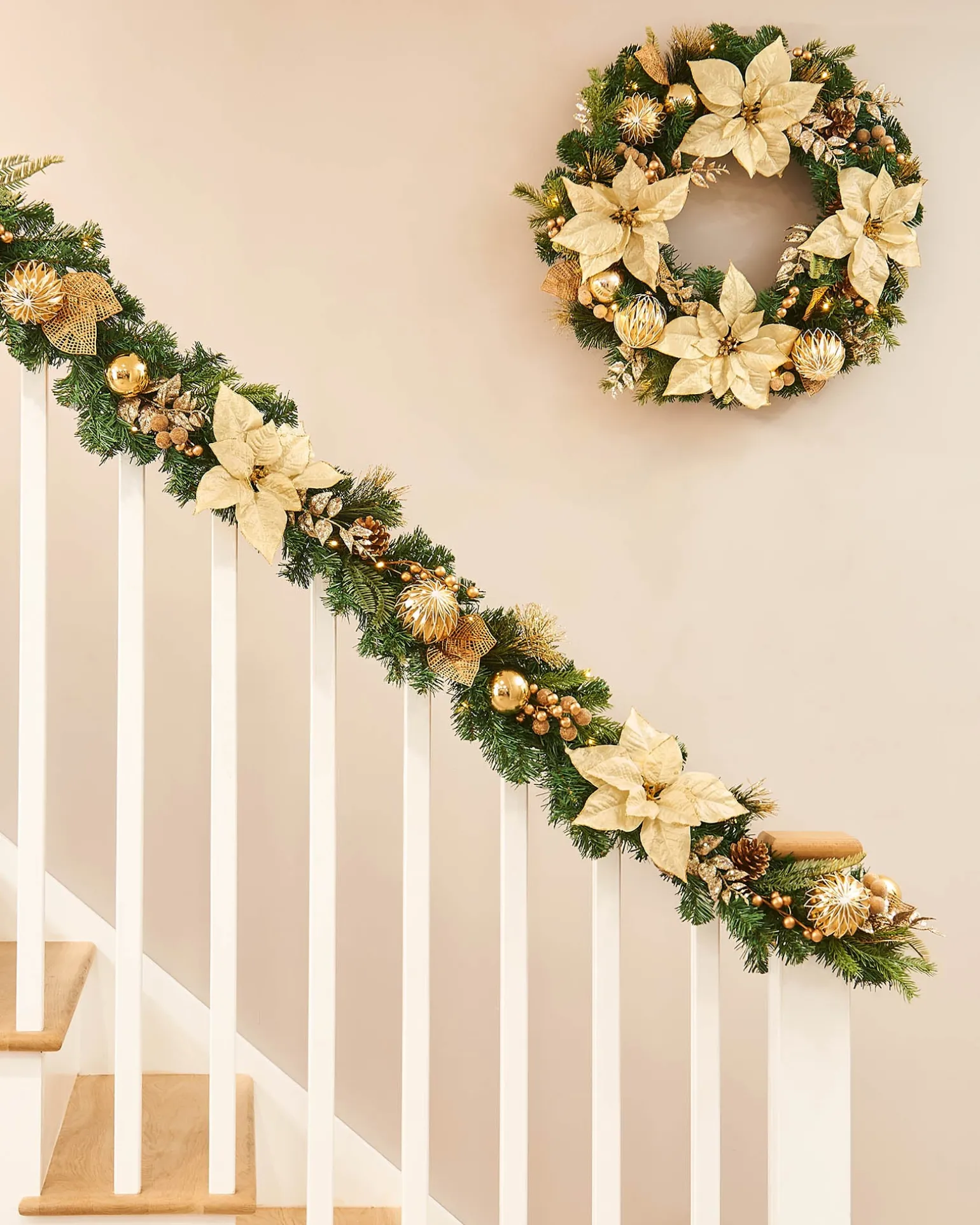 Pre-Lit Decorated Garland, Cream/Gold, 9 Ft