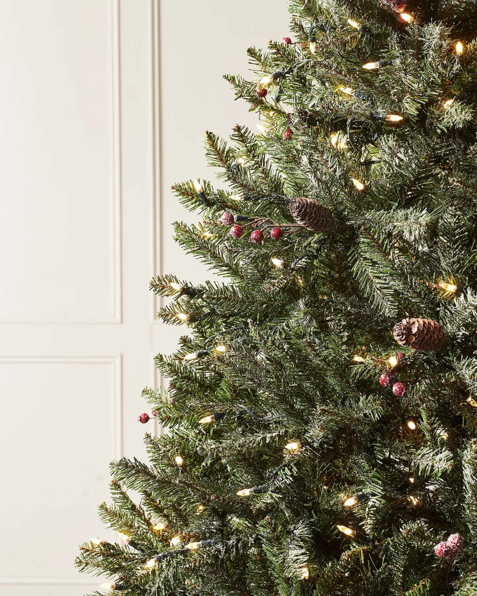 Pre-Lit Decorated Snow Flocked Christmas Tree, 7 Ft