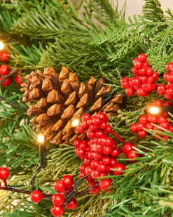 Pre-Lit Decorated Wreath, Pinecones & Berries, 76 Cm