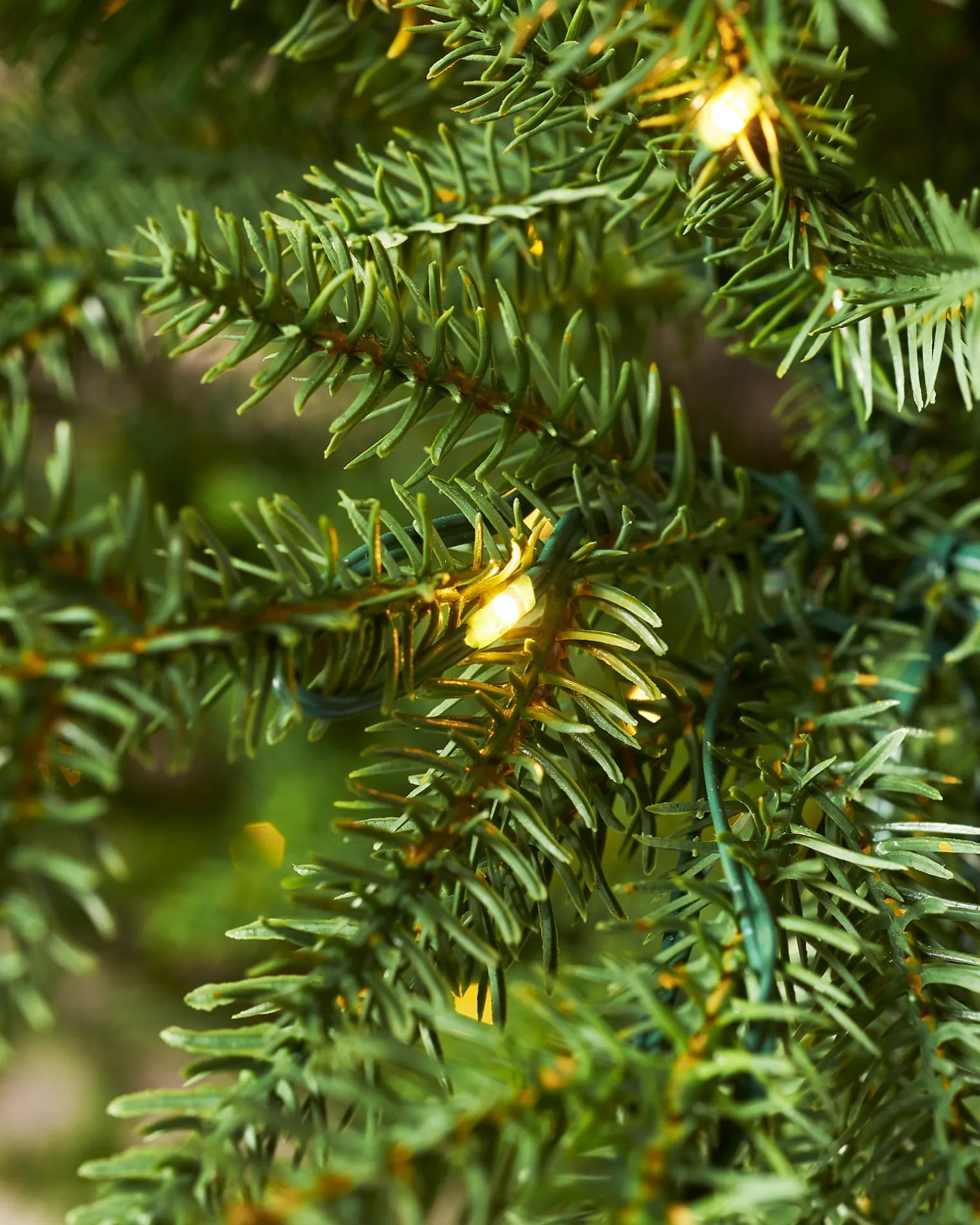 Pre-Lit Douglas Fir Christmas Tree, 7 Ft